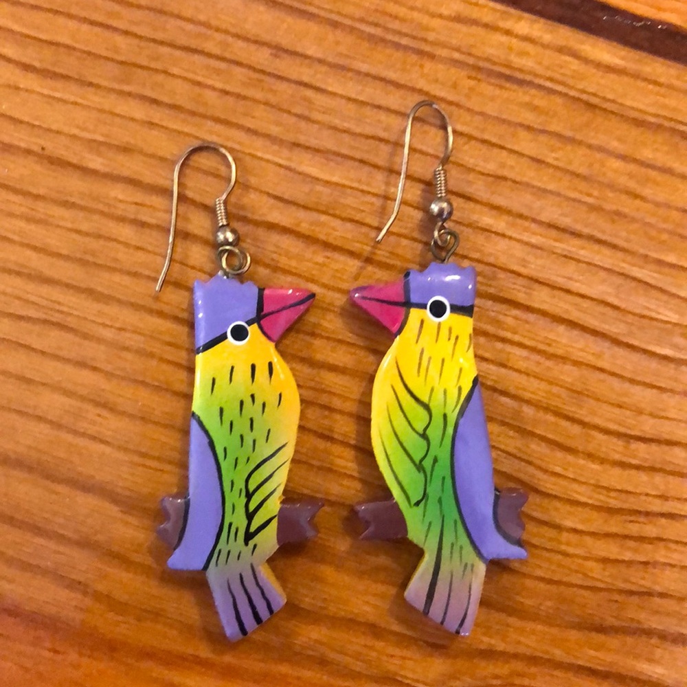 Purple Wooden Bird 🐦 Earrings (NWOT)